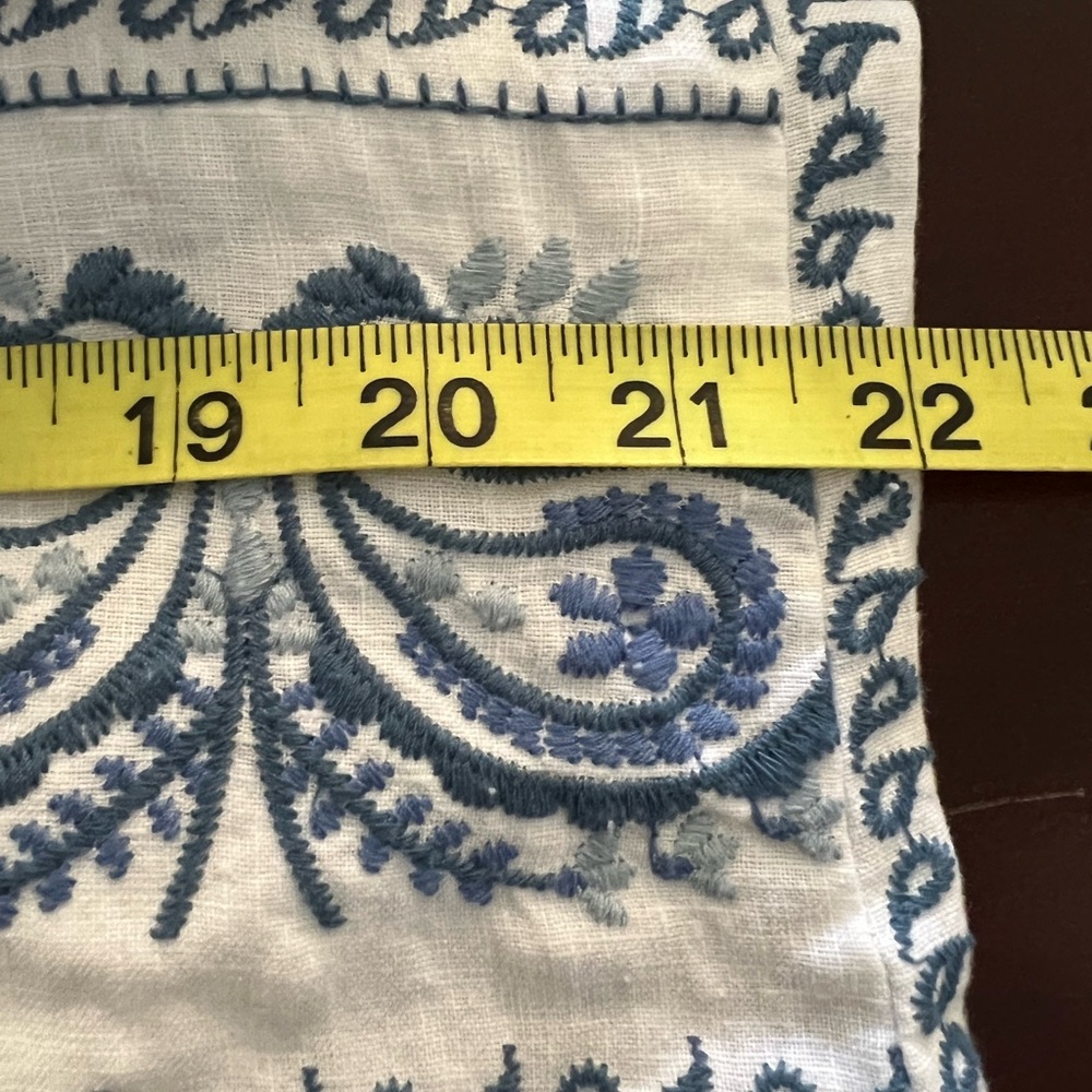 Johnny Was White and Blue 100% Linen Embroidered Boxy Dress - Picture 15 of 15